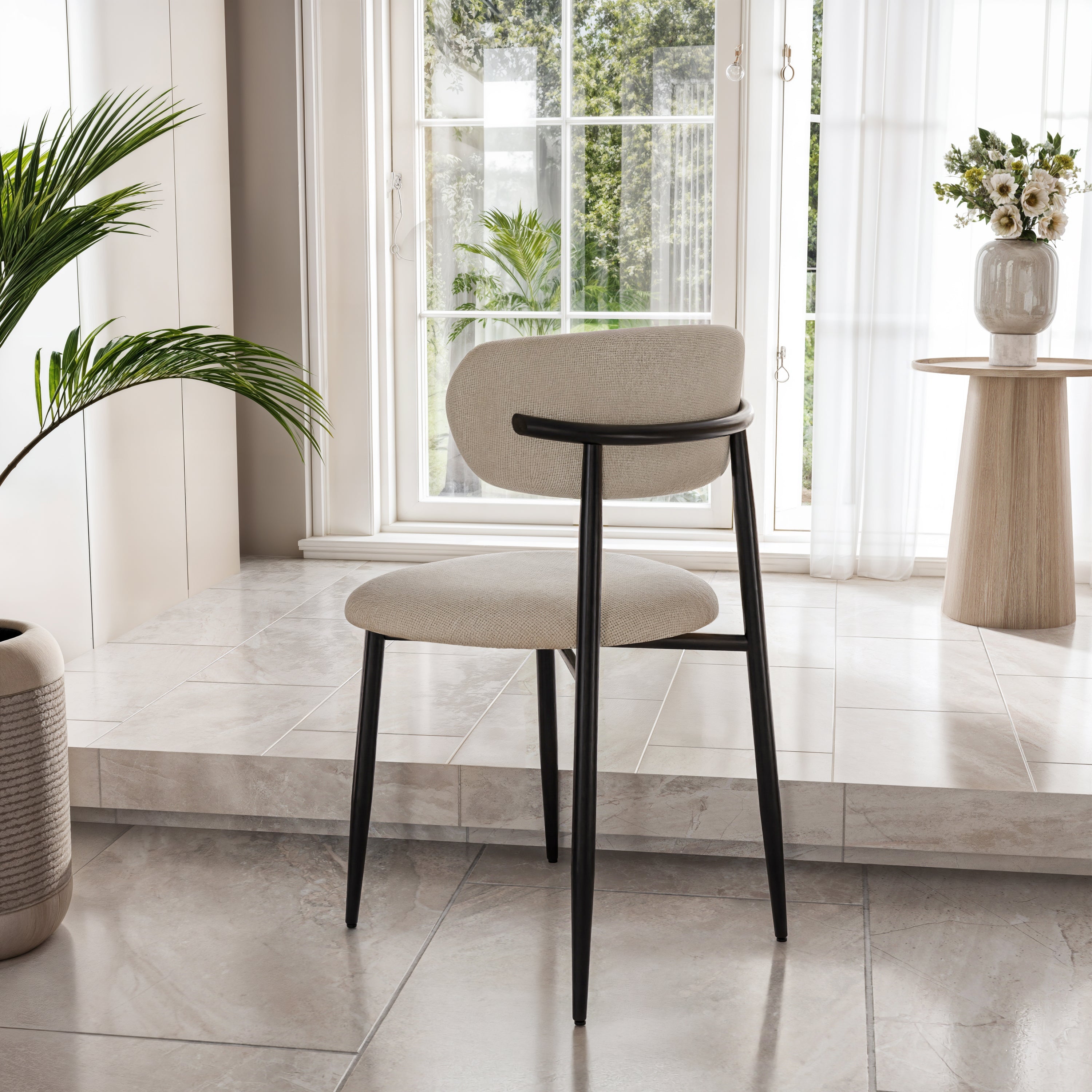 כסא לפינת אוכל דגם ורונה - צבע שחור